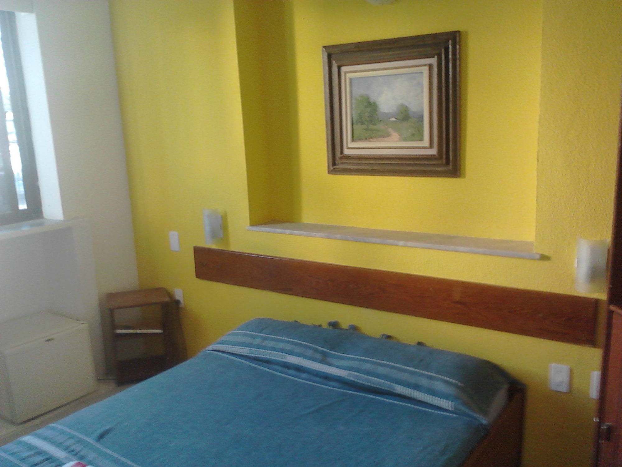 Iracema Hotel 2*